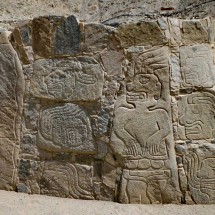 Weird reliefs of Sechin, more than 3000 years old